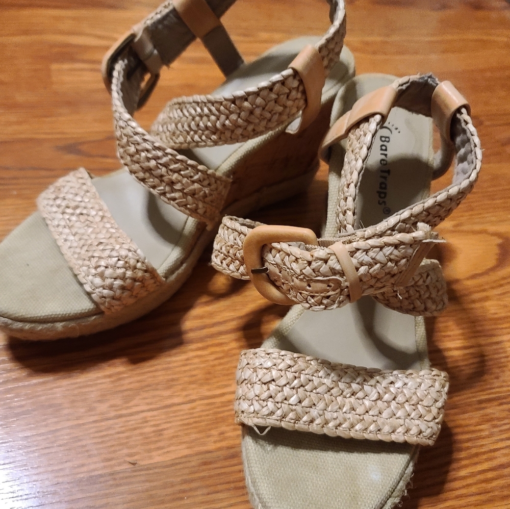 Bare Traps 4 inch sandals
